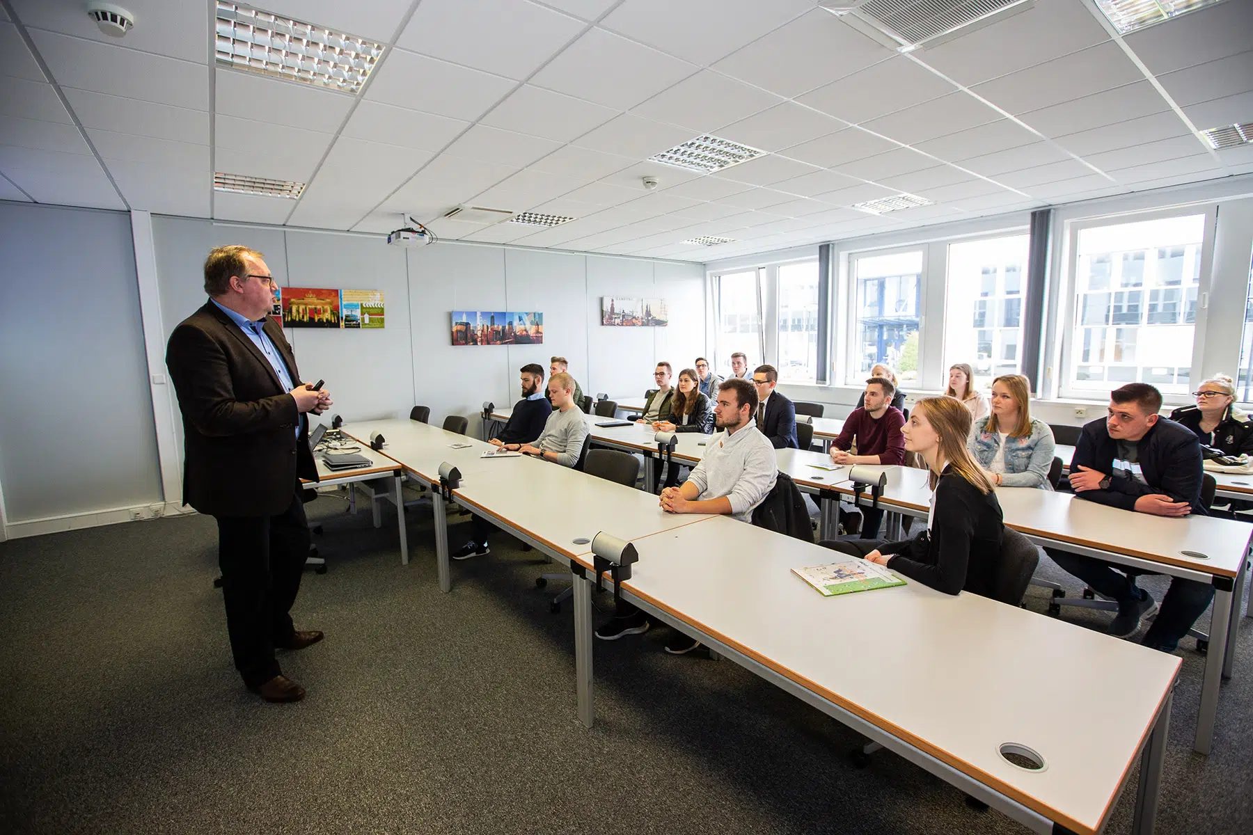 campus-day-bielefeld-fachhochschule-der-wirtschaft
